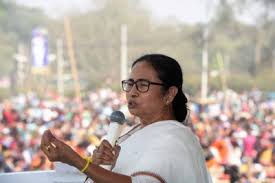 Mamta banerjee stated that if the individuals of the nation didn't get free vaccine, then she would carry out once more outdoors the gandhi statue. Mamata Banerjee Rides E Scooter To Protest Petrol Price Hike English Lokmat Com