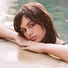 The Palisades …coming soon 💗 starring @kaiagerber @itstaylorcooper  @esther.mcgregor Written/Directed @carissajg Producer @andrewgallo AD Ed  Walsh DP @packdrawn Costume Design @doriasantlofer Production Design  @lizzielang H/MU @_h_a_y_j_ Assist ...