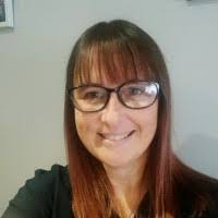 Amanda Sills's Instagram, Twitter & Facebook