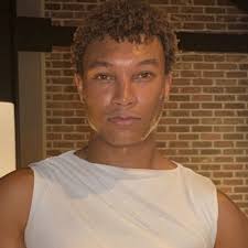 Please enjoy 1 minute and 24 seconds of TikTok CEO Shou Chew fighting for  his life to keep the US market open.