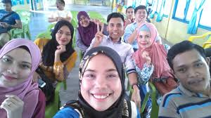 My sweet lavender episod 1. Amar Asynawie On Twitter Its A Wrap Drama Cikgu Papa Kirim Salam Scene Gotong Royong Pibg Tq Kak Norly Amarasynawie Drama Cikgupapakirimsalam Orangetree 13thsyawal Syawal2018 1439h Skkuang Https T Co Gadnfzuuew