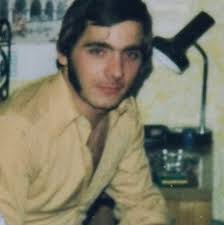 🎬 The Requin (2022) Overview: The Requin (2022) is a tense survival  thriller set against the backdrop of a luxurious but remote tropical  island. The film follows Jaelyn (Alicia Silverstone) and Kyle (