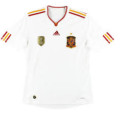 Follow the spanish national team at the world cup finals in the latest the spain away kit has been different colours in recent years, from navy at the 2010 world cup, to white. Spain National Team Kit Footballkit Eu