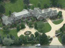 Peyton Manning S Denver House Over The Reported Denver Broncos Quarterback Peyton Manning S New Home Cherry Hills Village Mansions Celebrity Houses