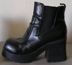 Purchased at nordstrom in the early 2000's. Vintage 90s Chunky Platform Boots Shoes 9 Ankle Faux Leather 9 Goth Grunge Platform Boots Chunky Boots Shoe Boots