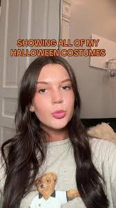 Lindsey Koster's Instagram, Twitter & Facebook