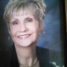 Something was in the air in Chicago last night… 📸: Jessica Cunningham  #RileyGreen