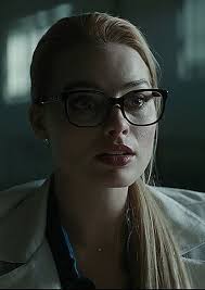 Fan Casting Margot Robbie as Dr. Melody Chase in 007: Racing