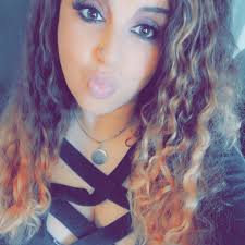 Danielle Crumlich (@daniellecrumlich) • Facebook