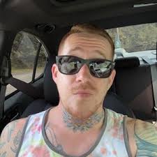 Neal Ayers (@nealayers)