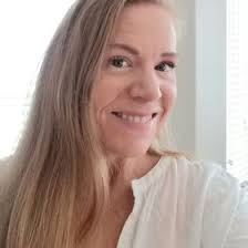 Desiree Sullivan (DesSulli72)