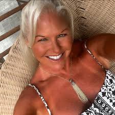 Let's welcome our new members + **Check out the latest updates from the  Cancun Area:**  [https://www.travelinglifestyle.net/cancun-sargassum-season-2025/](https://www.travelinglifestyle.net/cancun-sargassum-season-2025/)  Steven Shull, Ekaterina ...