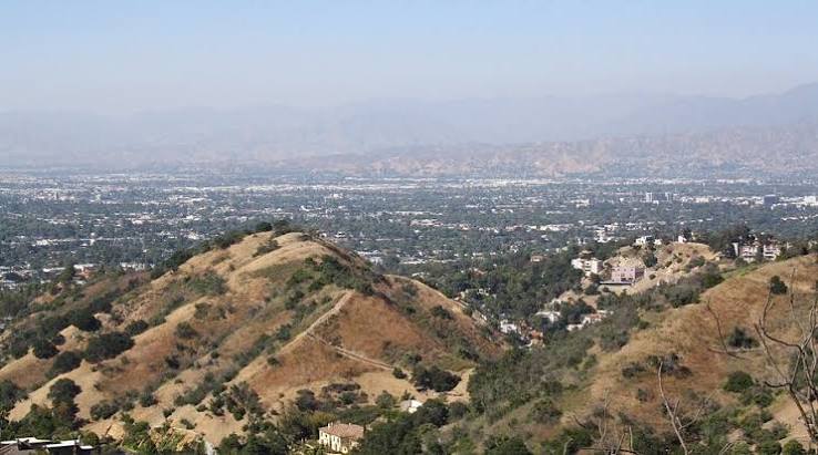 Mulholland Drive - All You SHOULD Know Before Going (2026 Reviews)