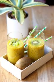 Smoothie Au Kiwi Et A La Mangue Recette Smoothie Recette Recettes De Cuisine Smoothie Mangue
