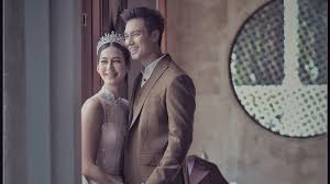 Maybe you would like to learn more about one of these? Lakukan Foto Prewedding Kaki Baim Wong Harus Ditutupi Gaun Paula Karena Kesalahan Konyol Ini Tribun Wow