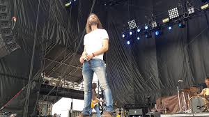 Listen and download all songs by ryan hurd. Ryan Hurd Yes People He Wrote That Song Music Tucson Com