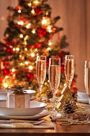 53 cheery diy christmas table settings for the best dinner ever creative centerpieces, napkin rings and decor ideas to make your table merry and bright. Xmas Table Decorations A Joyful Celebration Of The Biggest Holiday