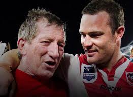 Our very home grown Roy Nott, receiving his 10 Year Life Membership for  Zone 5 U/10's/35kg Rugby League Carnival, which is currently held in St  George this week. 👏🏾👏🏾👏🏾👏🏾 It gave me