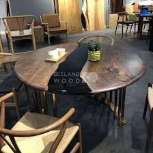 With a slimline round top that sits upon a strong steel base, this table reflects a contemporary, minimalist aesthetic that makes alfresco entertaining a breeze. China Solid Wooden Countertop Console Table Dining Table Bartable Top With Live Edge China Epoxy River Table Solid Wood Kitchen Tables