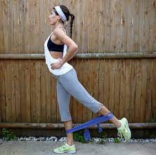 The rub is that the bands need to be held at certain positions, in various ways, so that she can pull on them. Lower Body Resistance Band Workout Pumps Iron