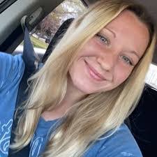 Autumn Lockhart's Instagram, Twitter & Facebook