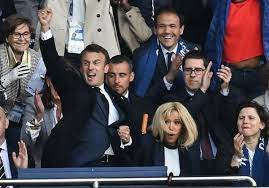 Depuis 1998, la corée du sud a rétabli sa position de façon spectaculaire. France Coree Du Sud Emmanuel Macron Fou De Joie Lors De La Victoire Des Bleues Elle