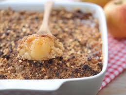 Crumble Aux Pommes Poires Et Eclats De Noisette Recettes Recette Crumble Pomme Recette Crumble Recette