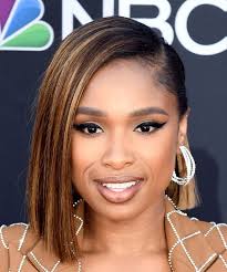 Jennifer hudson is trying extremely short hair on for size, and she looks fierce. 17 Jennifer Hudson Hairstyles Hair Cuts And Colors