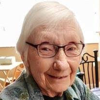 Marilyn Denney's Instagram, Twitter & Facebook