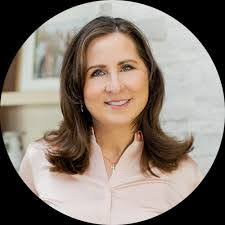 Beverly Herrera's Instagram, Twitter & Facebook