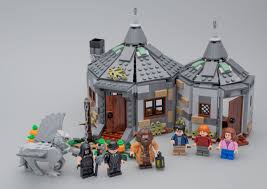 Vite Teste Lego Harry Potter 75947 Hagrid S Hut Buckbeak S Rescue Lego Harry Potter Lego Et Harry Potter
