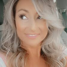 What excursions are available in Grand Cayman that aren't through Carnival?