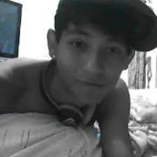 Stream Cesar Luna 13 music