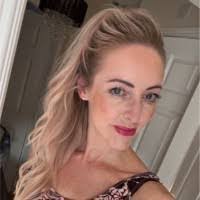 Tina Stiles's Instagram, Twitter & Facebook