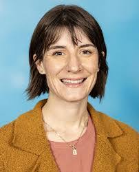 Heather Buxton's Instagram, Twitter & Facebook