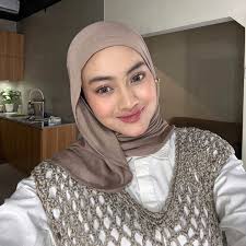 Moppi Gemoy (@moppigemoy)'s videos with original sound