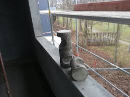 Bei Der Kernbohrung Wird Mit Moderner Kernbohrtechnik Ein Rundes Grosseres Loch In Beton Mauerwerk Steinwerk Oder Wa Mit Bildern Beton Schneiden Wanddurchbruch Karlsruhe