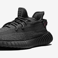 Here's the shoe, for starters Adidas Yeezy Boost 350 V2 Shoppers Line Up For New Kanye West Sneaker Cnn Style