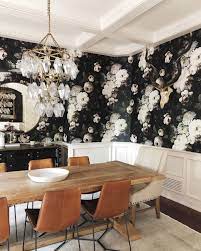 The great collection of dining rooms with wallpaper for desktop, laptop and mobiles. Psa These 9 Bold Wallpaper Prints Are Interior Designer Approved Hunker Dining Room Wallpaper Bold Interior Design Wallpaper Interior Design
