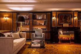 Le Revival Du Monumental Palace A Porto Maison Du Caviar Paris Arrondissement Belle Villa