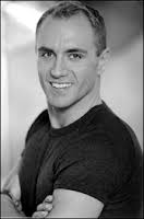 AERÓBICOS: Marcus Irwin y Rebecca Small, dos figuras del aerobic