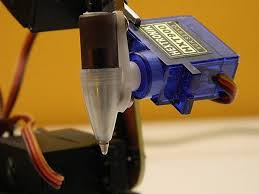Robot Arm Un Braccio Robotico Economico Con Meccanica Essenziale Meccanico Robot Economia
