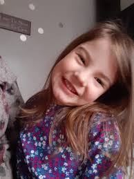 Alma Quinteros's Instagram, Twitter & Facebook