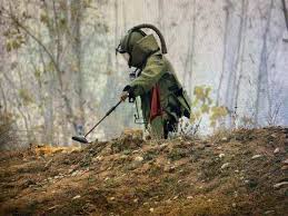 In Daring Operation Indian Army Defuses Ied Found Near