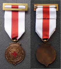1 condecoraciones militares condecoraciones otorgadas por la nación argentina condecoraciones otortadas por el 2 al heroico valor en combate la condecoración cruz de la nación argentina al heroico valor en combate, es la más alta condecoración entregada. Pin En Cruz Roja