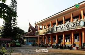 Dia mengungkapkan, berdasarkan laporan warga ada calon siswa yang tadinya lolos ppdb dan kemudian dinyatakan gagal meski domisilinya dekat dengan lokasi sekolah yang dituju. Serentak Penerimaan Siswa Baru Dimulai 21 Juni Top Satu