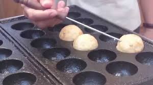 Cetakkan ini nantinya akan memudahkan kamu dalam pembuatan takoyaki. How To Make Takoyaki Japan Snack Food Japan Snacks Snacks