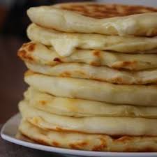 Les Cheese Naans Ou Pains Indiens Au Fromage Recettes De Cuisine Recette Cuisine