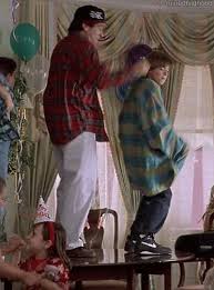 Take A Moment And Remember The Late Great Robin Williams 16 Gifs Album On Imgur Mrs Doubtfire Robin Williams Dancing Animated Gif