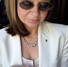 Hello all i have friend who is actively looking for a place to rent but  cant offered 1st last and security she has stable income and is looking for  a 3 bd